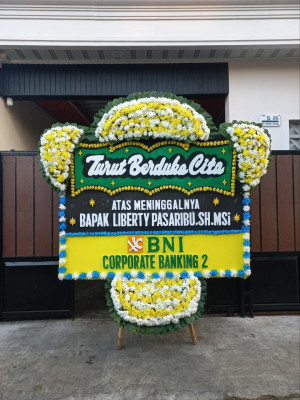 Papan Bunga Duka di Cisempur